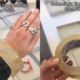 Balenciaga lanza pulsera con forma de cinta adhesiva; genera criticas en redes sociales